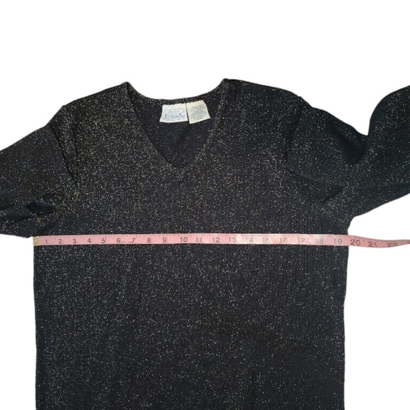 Basic Editions Black & Gold Metallic V-Neck Sweater Size L - Picture 4 of 6